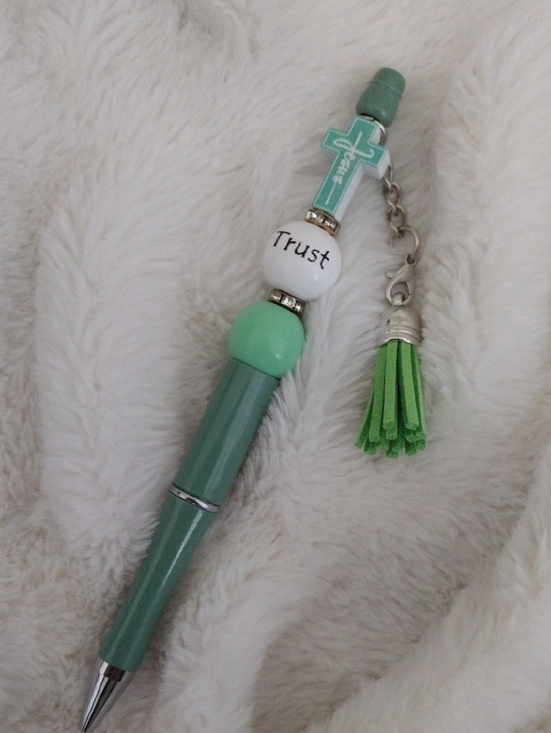 Handcrafted Other - Home Office Green Trust Bead Tassel Pen